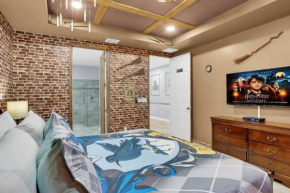7BD No Carpet Home with Pool Spa BBQ and Game Room